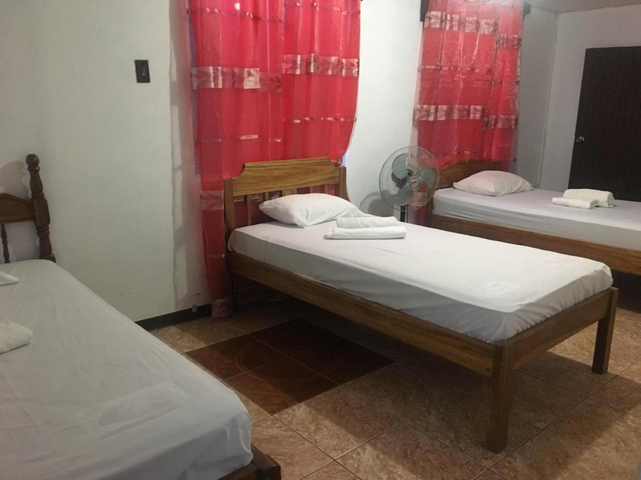 Hostel Orozco - Costa Rica Río Cuarto Dış mekan fotoğraf