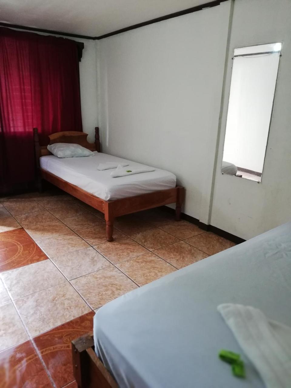 Hostel Orozco - Costa Rica Río Cuarto Dış mekan fotoğraf