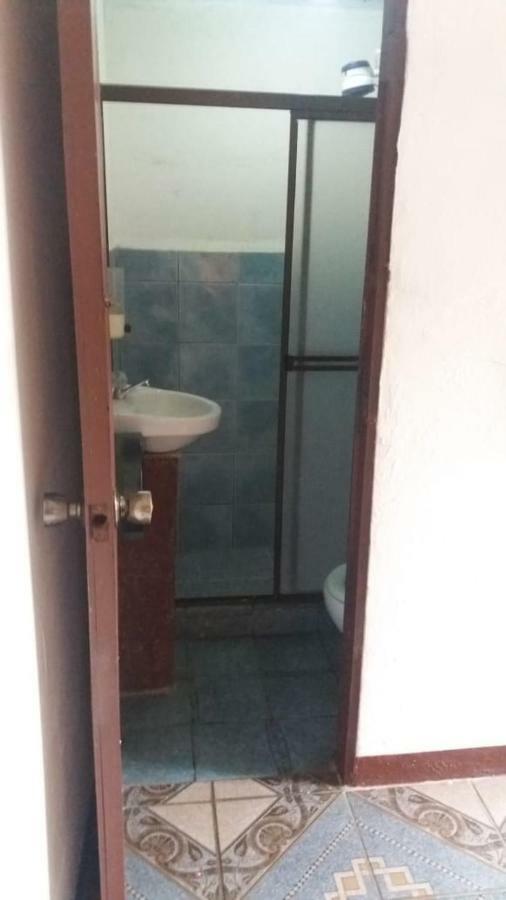 Hostel Orozco - Costa Rica Río Cuarto Dış mekan fotoğraf